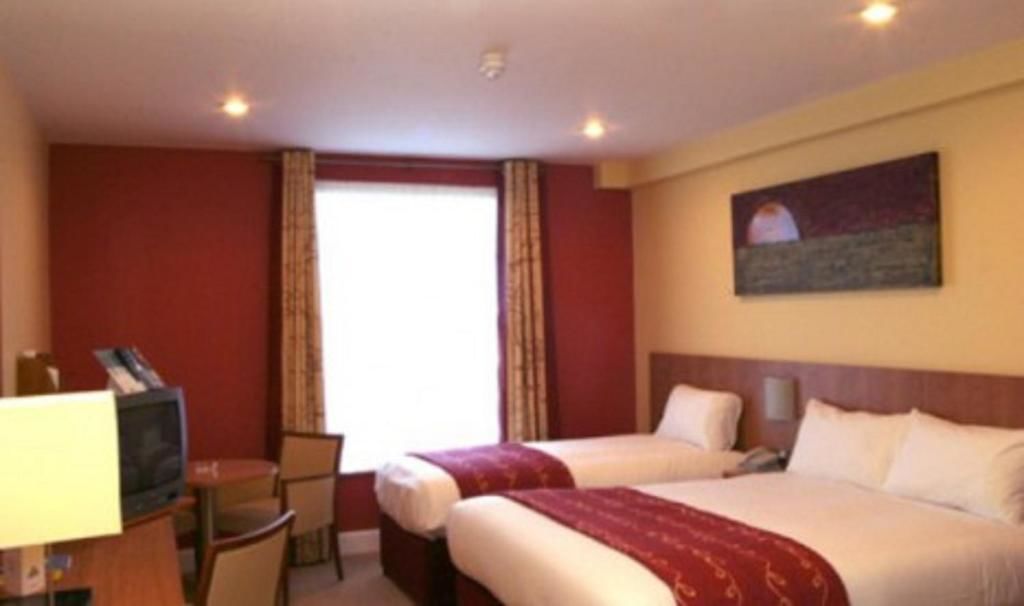 Отель Central Hotel Tullamore Талламор